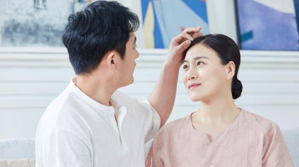 中年夫妻分房睡的忠告，中年夫妻分房睡的正确方式
