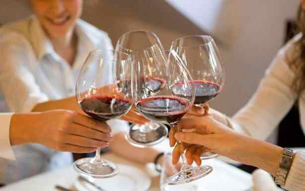 退休后五种聚会不要去,五十岁后哪些聚会不要参加