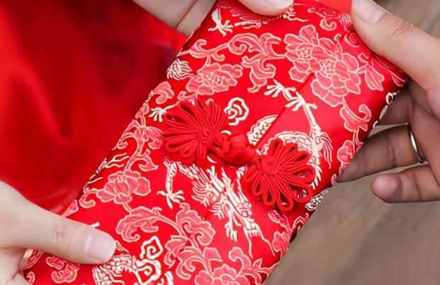 什么时间给改口费，改口钱给一份还是2份