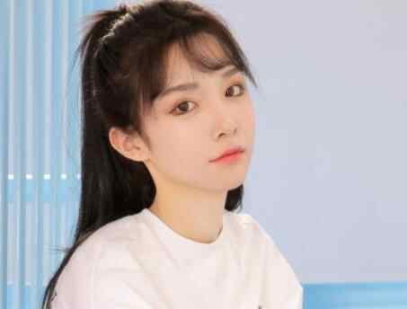 容易脸红的女生好追吗，为什么女生看到你脸红却拒绝你