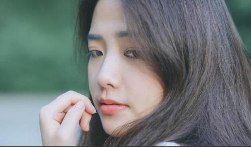 晚上聊天容易聊出感情，和女生晚上聊天开头怎么聊