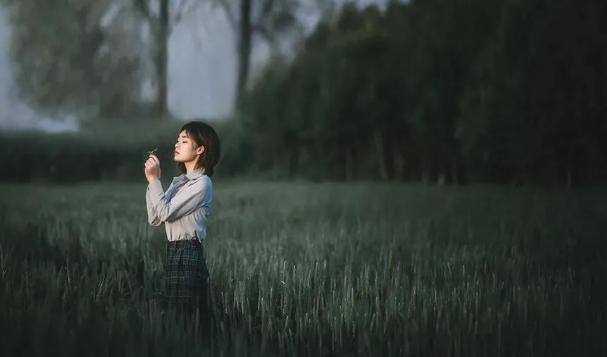 一个女孩越来越懂事意味着什么