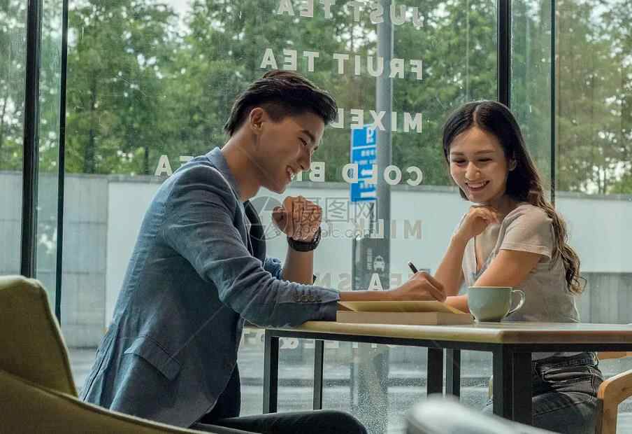 怎么跟女生聊三观话题,了解对象的三观应该聊哪些话题