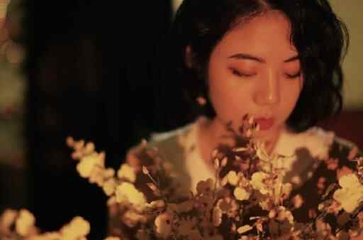 捉摸不透的女人的表现,为什么捉摸不透的女人最有吸引力