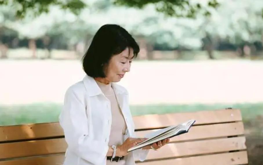 女人退休最忌讳的三个坎，女人退休后如何安排自己的生活