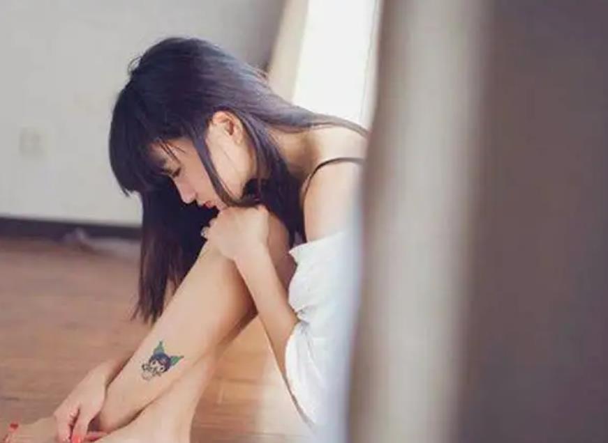 让男人很累的五种女人，不懂男人的女人简单吗