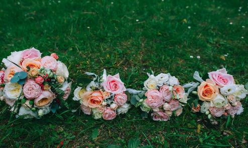 中年女人只暧昧不深交代表什么,中年女人不能深交的三种人