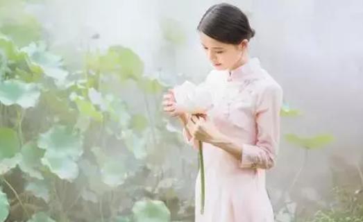 有福气的女人十种心态，一个女人越来越从容的3个特征