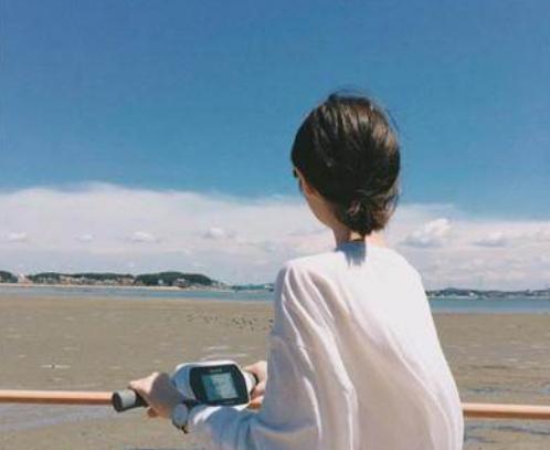 爱钱如命的女人啥表现，什么时候能看出女人手里有没有钱
