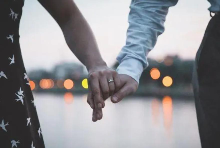 婚后突然遇到灵魂伴侣怎么办，婚后遇见灵魂伴侣离还是不离