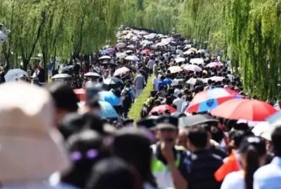 老年人不能轻易去的三个地方，家中有丧指婆家还是娘家
