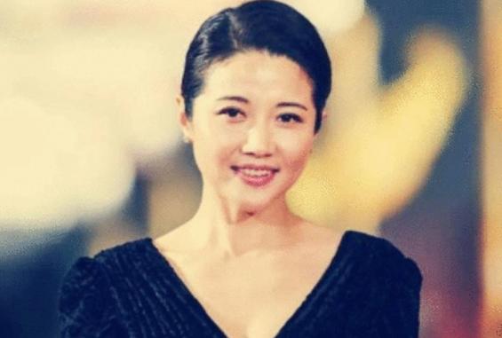 单身女人老了最好归宿是什么，50岁单身女人还需要找异性吗