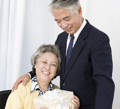 晚年生活取决于这两个条件，晚年生活好不好却决于这两个条件
