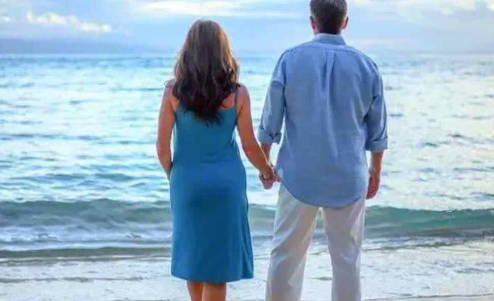 二婚夫妻老了的结局，复婚和二婚哪个更幸福