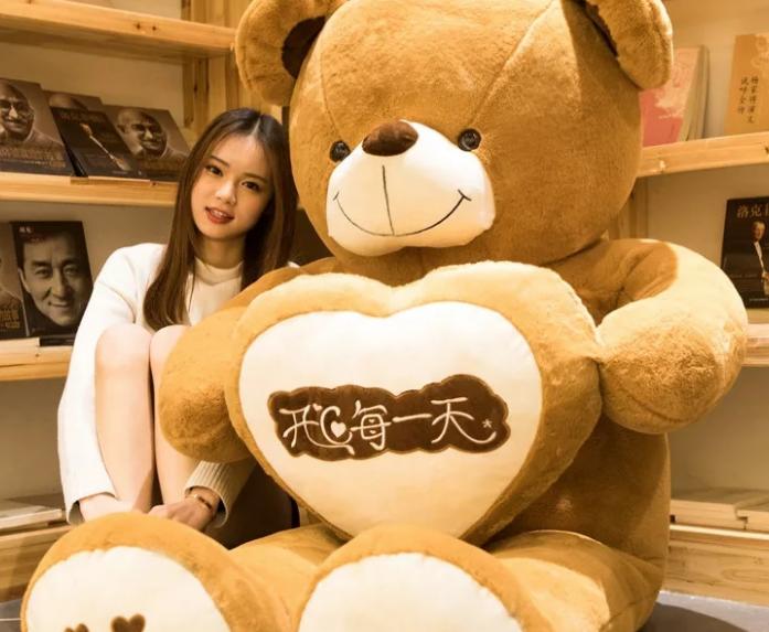 送独立成熟的女性什么礼物比较好，适合送女性的奢侈礼物