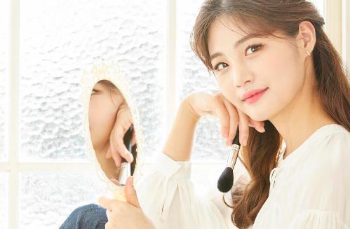 男人的柔情只给三种女人，可以让男人柔情的女人类型