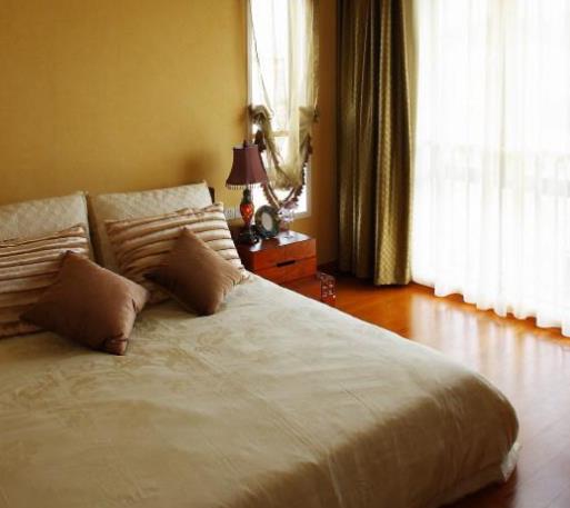 镜子放在哪最旺风水,梳妆台放在卧室哪里最合适