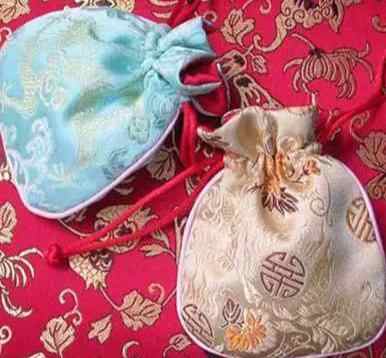 古代女子喜欢男子送什么,古代男人送女人什么信物