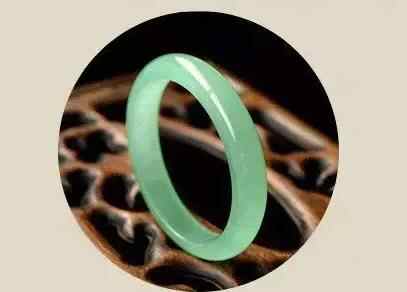 古代女子喜欢男子送什么,古代男人送女人什么信物