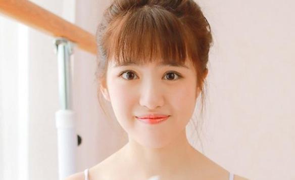 怎么判断女生心动了，女生对你心动的前兆