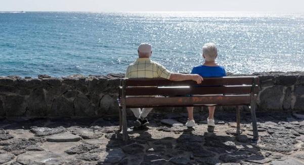 中年夫妻如何避开内耗,人到老年要拒绝这三种内耗