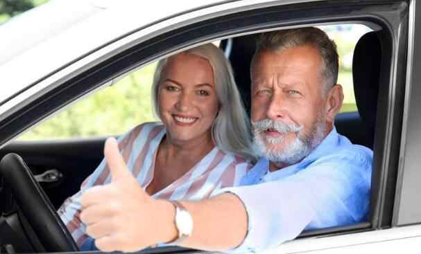 中年夫妻如何避开内耗,人到老年要拒绝这三种内耗