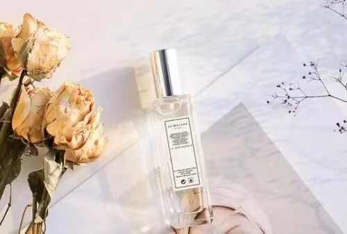 化妆品过期了怎么变废为宝，化妆品会过期吗