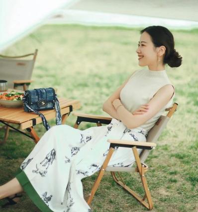 普通中年女人如何提升衣品，怎么做才能养成好衣品