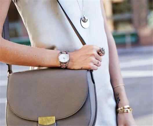 手表是左手带好还是右手带好，宽表带好还是细表带好