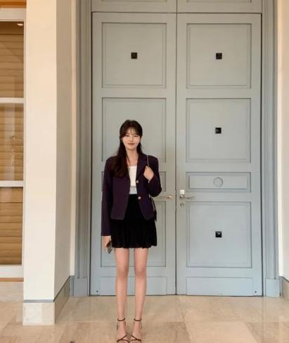 小个子女生春天怎么穿，矮个子女生裙子尽量选这三种