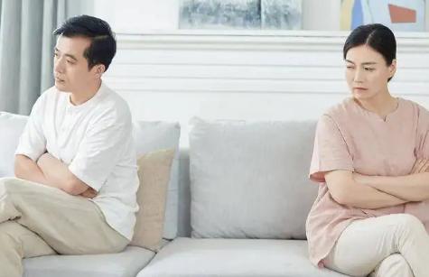 中年婚姻结束是因为缺少陪伴吗，中年夫妻婚姻走到尽头是因为缺少沟通吗