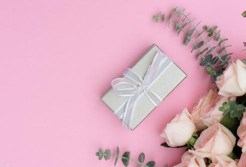 长辈生日送什么礼物,送长辈礼物什么合适女士