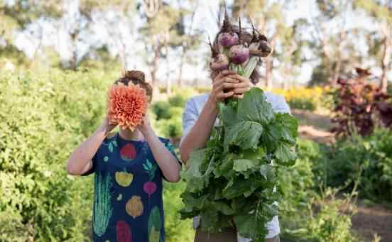 见到喜欢的人三种感觉,把喜欢的人追到手是一种什么感觉
