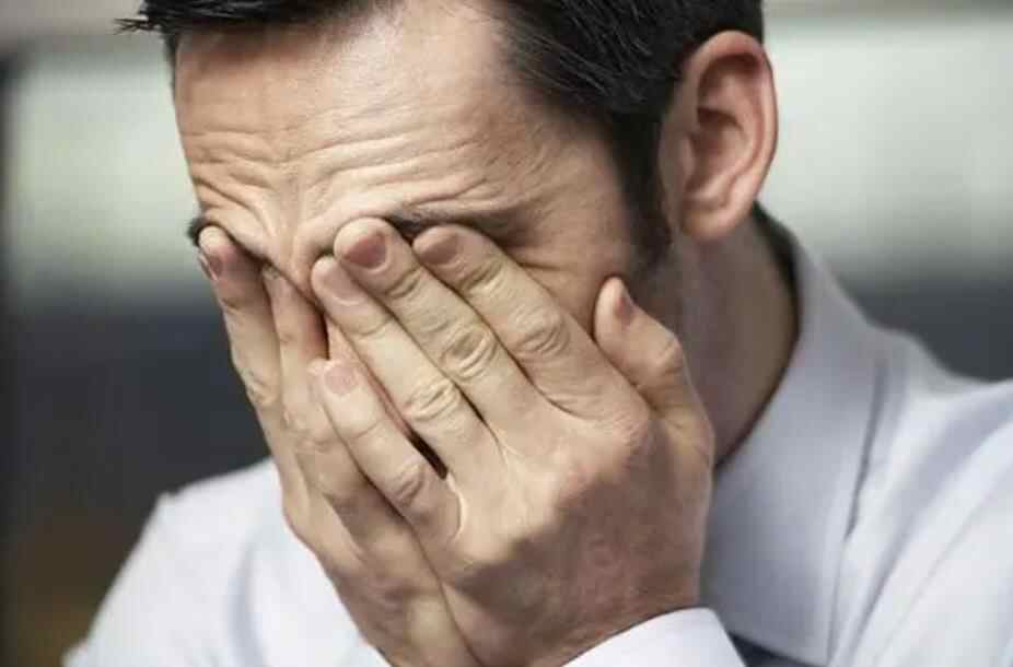 男人出轨心虚的症状,男人心虚骗女人的表现 - 桔子时尚网