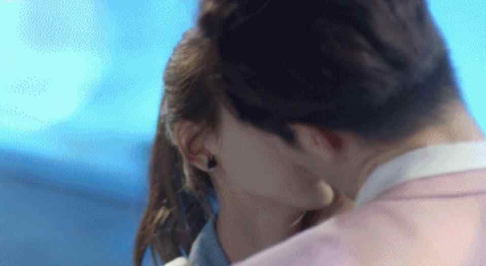 接吻后女人有哪些表现,接吻什么感觉才是心动