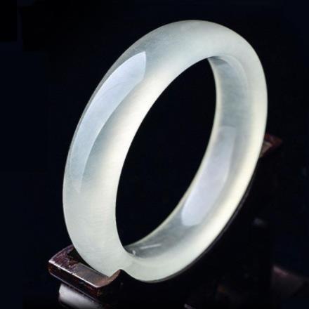 上坟不能带三样