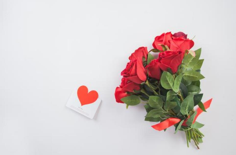 为什么女人越老越有女人味,一个有女人味的人有哪些特征