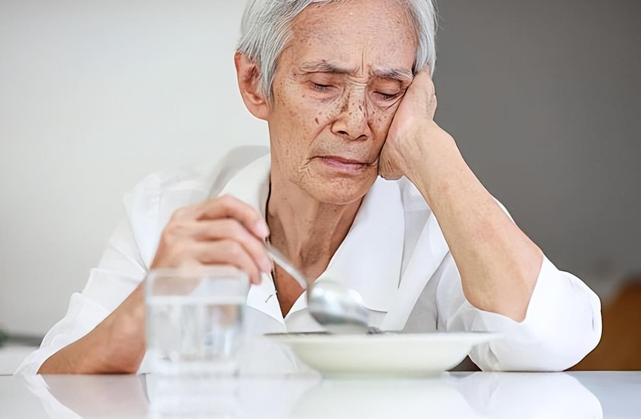 怎么判断自己身上有没有老人味