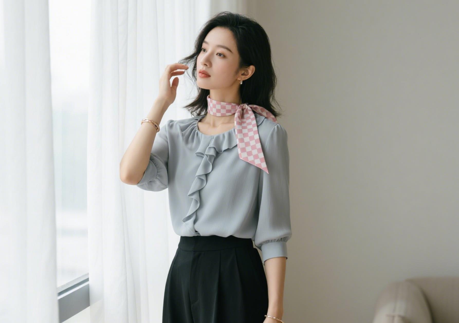 四十多岁女人穿什么衣服好看
