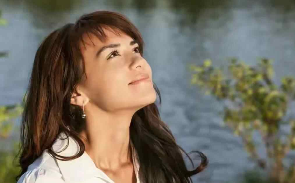 女人喜欢一个人有哪些表现