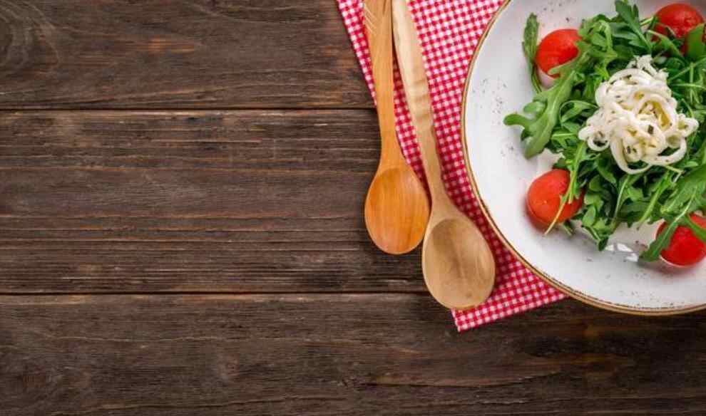 关系再好也不要请哪几种人吃饭