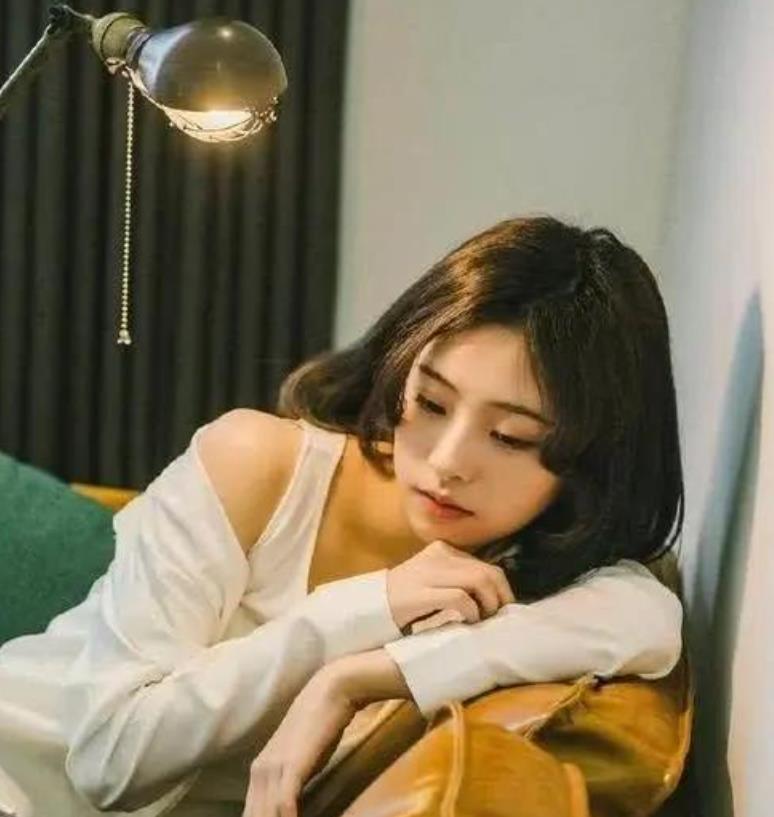 女人偷偷想你的表现