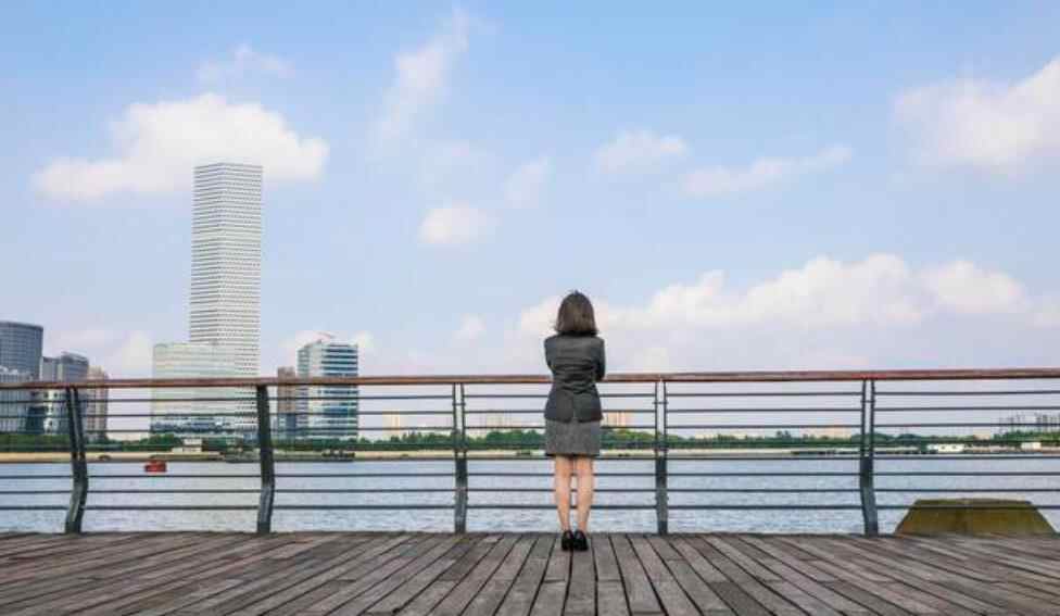 一个人在单位极不成熟的表现有哪些