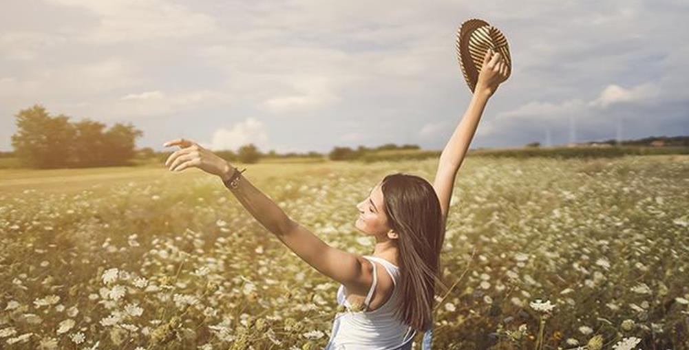 为何五十岁之后最好别跟很久不联系的人见面